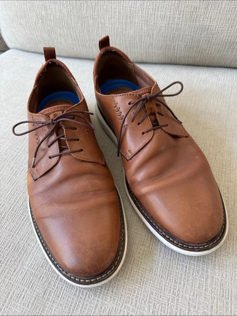 Clarks Tan‎ Leather Derby Shoes with White Sole